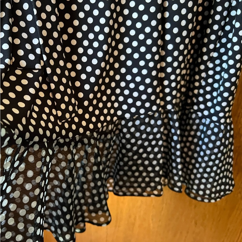 Tommy Hilfiger Womens Black Chiffon Polka Dot Wrap Tie 12 3/4 Sleeve EUC - Picture 6 of 8
